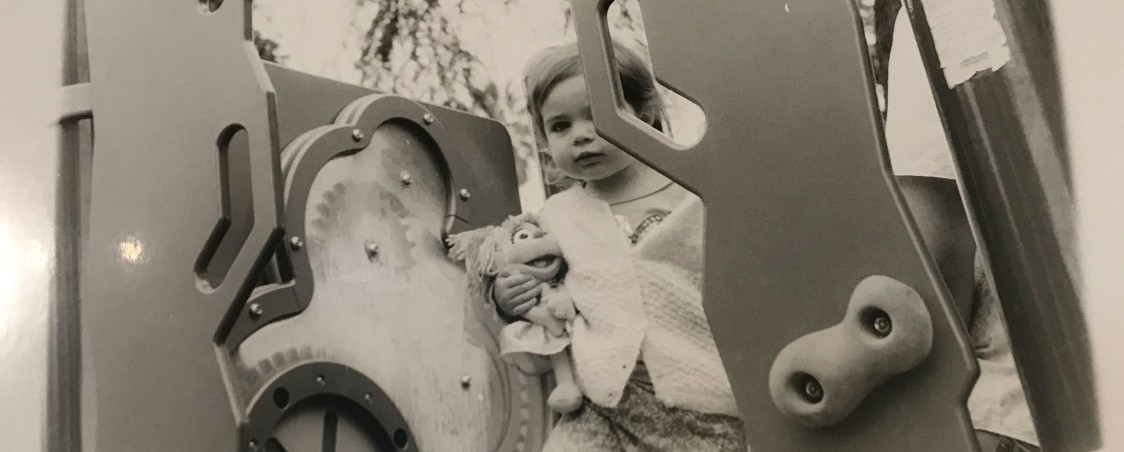 Darkroom Photo Lab: Developing Negatives & Printing Images